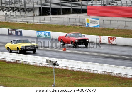 6 Red and yellow cars