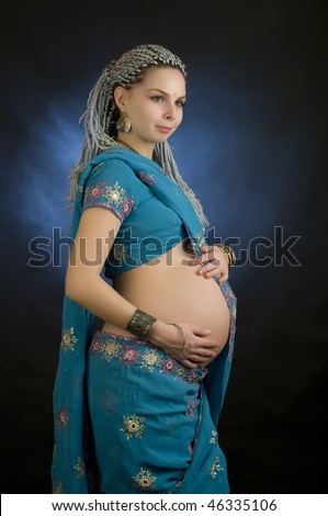 indian lady pregnant