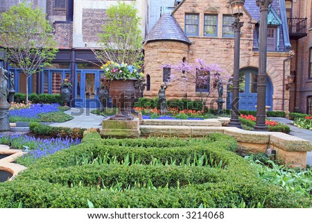 Beautiful Garden near an Old House in Chicago