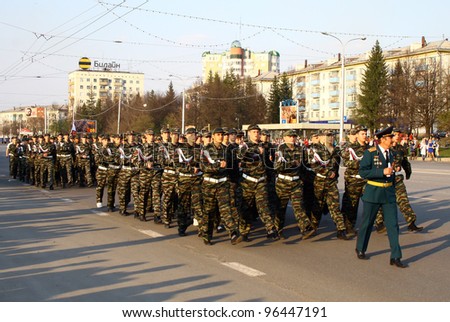 UFA, RUSSIA - MAY 4: Soldiers of Russian Army takes part at the dress rehearsal of Victory Parade on May 4, 2010 in Ufa, Russia.