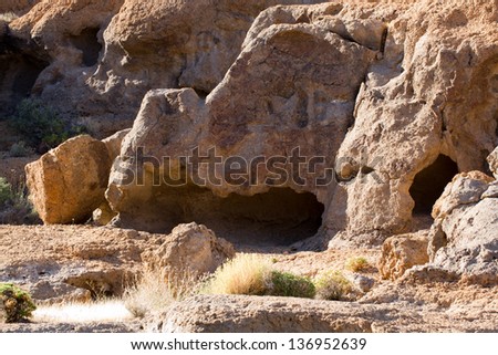 Lava rock forms the caves and natural windows at the Hole in the Wall section of Mojave National Preserve in California