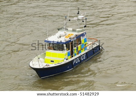 LONDON - NOVEMBER 11: A person has made an attempt to jump from Westminster bridge in central London. Police and fire crews where at the scene. November 11, 2009 in London, United Kingdom