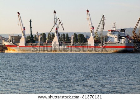 VARNA, BULGARIA - SEPTEMBER 19: Cargo ship PRINSENBORG (Year Built: 2003, Flag: Netherlands) is loaded with 11 500 t of sunflower seed in Port of Varna-East on September 19, 2010 in Varna, Bulgaria.