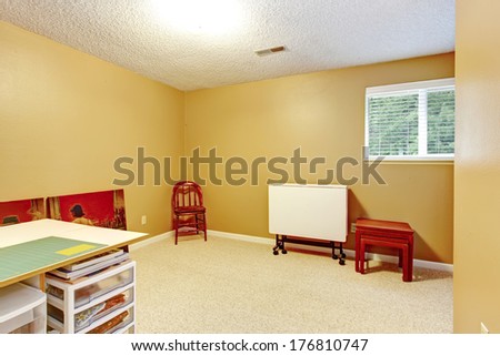Living And Dining Room. Open Wall Design Idea