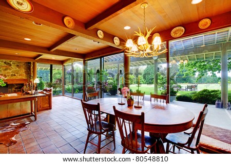 Dining room with beautiful view of the garden