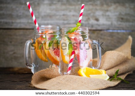 Detox water cocktail