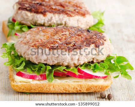 Healthy sandwich of ground meat on bread. Selective focus