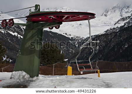 ski lift - upper station