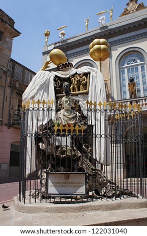 FIGUERES, SPAIN - MAY 31: Entrance in Theatre and Museum Dali in Figueres, Spain on May 31,2012. Museum and houses largest collection of works by Salvador Dali. Catalunya, Spain