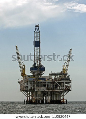 Channel Island Oil platform