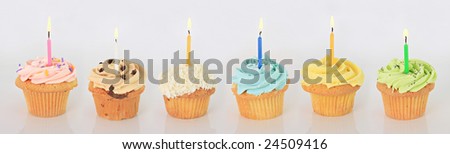High resolution cupcakes and candles.
