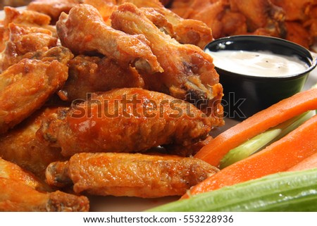 Spicy chicken wings with ranch dip