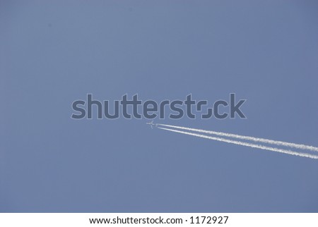 jet and vapor trail