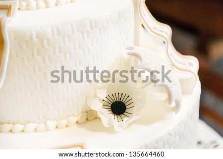 white floral wedding cake