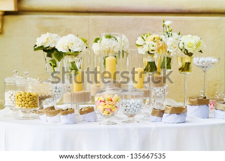 White Candy For A Wedding