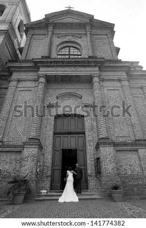 entrance of the spouse in church with the father