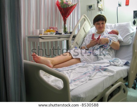 Newborn Baby Pictures  Hospital on Newborn Baby With Mother In Hospital Stock Photo 8530588