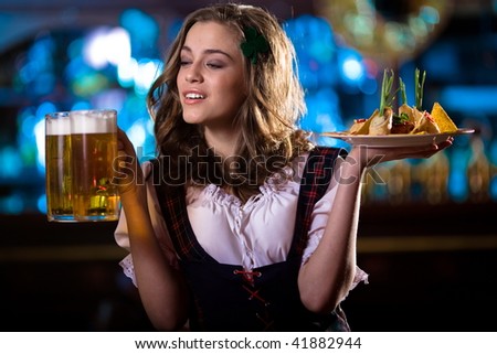 Beer Waitress