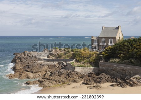 Granite house on cliffs in Brittany - Saint-Malo, Brittany, France