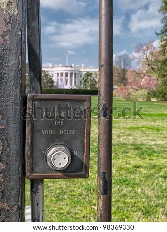 Old back gate to the White House with notice 