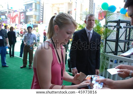 HOLLYWOOD, CA- MAY 16: Actress Melissa Joan Hart attends the world premiere of the animated movie \