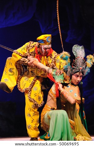 china opera Fight between The Monkey King and Iron Fan Princes