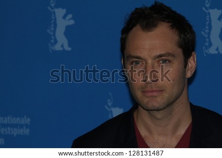 BERLIN, GERMANY - FEBRUARY 12:  Jude Law attends the \'Side Effects\' Photocall during the 63rd Berlinale International Film Festival at the Grand Hyatt Hotel on February 12, 2013 in Berlin, Germany.