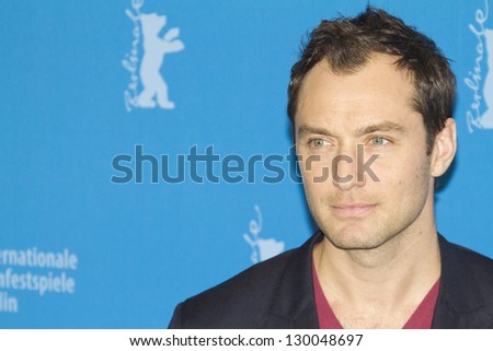 BERLIN, GERMANY - FEBRUARY 12: Actor Jude Law attends the 'Side Effects' Photocall during the 63rd Berlinale  Festival at the Grand Hyatt Hotel on February 12, 2013 in Berlin, Germany.