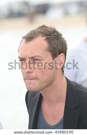 CANNES, FRANCE - MAY 19: Actor Jude Law attends the The Day After Peace photocall at Majestic Beach during the 61st Cannes International Film Festival on May 19, 2008 in Cannes, France.