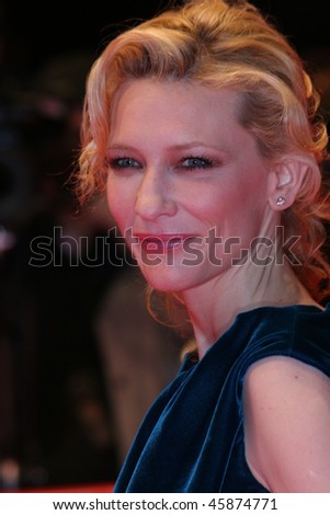 BERLIN - FEBRUARY 16:  Cate Blanchett arrives at \'The Life Aquatic With Steve Zissou\' Premiere during the 55th annual Berlinale International Film Festival on February 16, 2005 in Berlin, Germany
