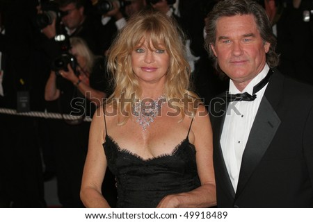 CANNES, FRANCE - MAY 22: Actors Goldie Hawn and Kurt Russell attend the premiere of \'Death Proof\' at the Palais des Festivals during the 60th  Cannes Film Festival on May 22, 2007 in Cannes, France