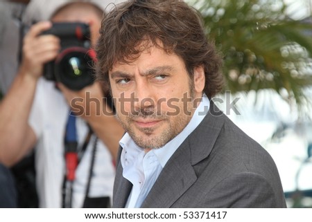 CANNES, FRANCE - MAY 17: Actor Javier Bardem attends the \'Biutiful\' Photo Call held at the Palais des Festivals during the 63rd  Cannes Film Festival on May 17, 2010 in Cannes, France.