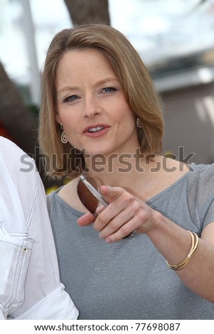 CANNES, FRANCE - MAY 18: Actress Jodie Foster attends \'The Beaver\' photocall at the Palais des Festivals during the 64th Cannes Film Festival on May 18, 2011 in Cannes, France