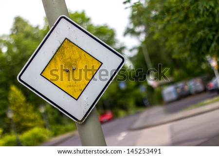 right of way sign germany