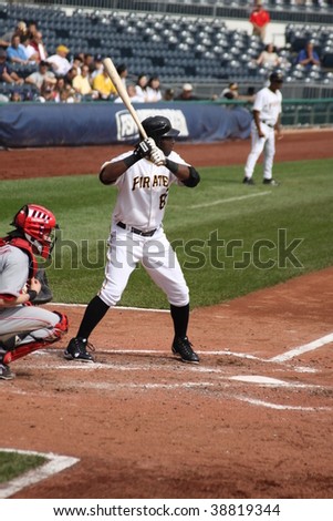 PITTSBURGH - SEPTEMBER 24 : Lastings Miledge of the Pittsburgh Pirates steps up to the plate against Cincinnati Reds on September 24, 2009 in Pittsburgh, PA.