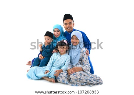 portrait of muslim family portrait of muslim family