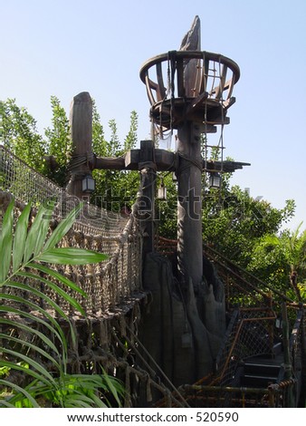 Treehouse with crows nest
