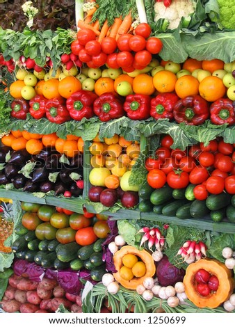 Fresh vegetables and fruits at a farmer's market