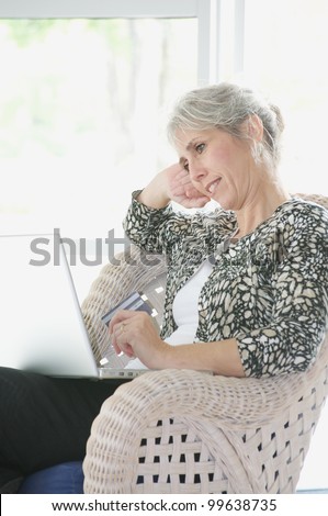 Attractive 40 Something Woman Shops on Line