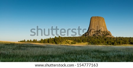 Devils Tower National Monument viewed from the Joyner Ridge Trail at Devils Tower, Wyoming