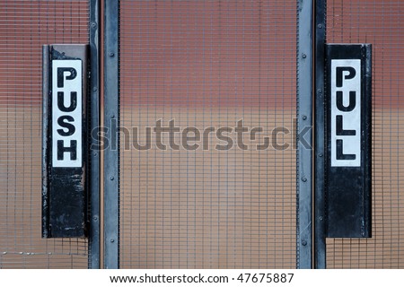 Push and pull gate signs