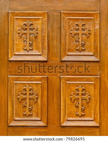 Door panel cross