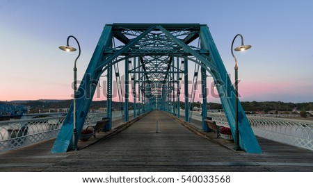 CHATTANOOGA, TENNESSEE - NOVEMBER 9: Walnut Street pedestrian bridge across the Tennessee River on November 9, 2016 in Chattanooga, Tennessee