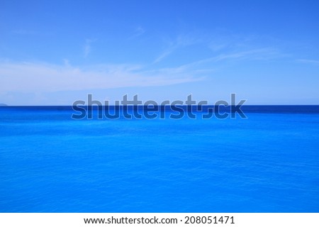 Blue sea and sky horizon background