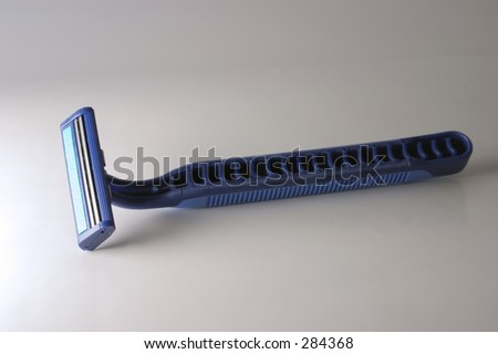 Disposable razor
