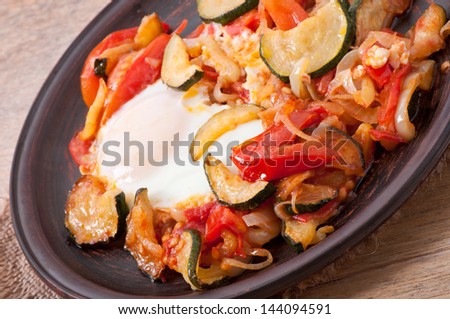 scrambled eggs with vegetables