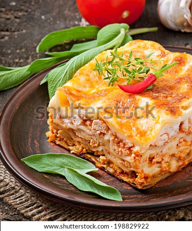 Classic Lasagna with bolognese sauce