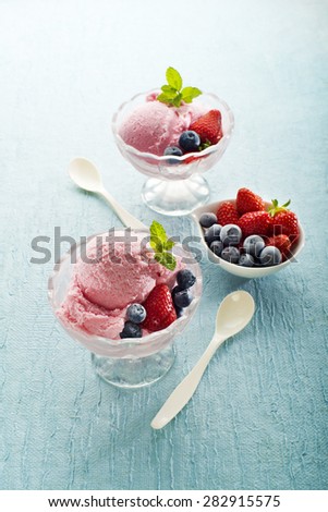 Fruit ice cream with blueberries and strawberries