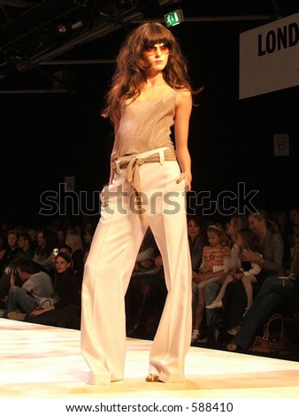 London Fashion Week2011-0048