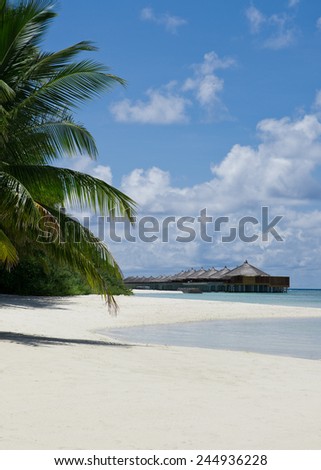 Water villas at the noon - Maldivian scenery